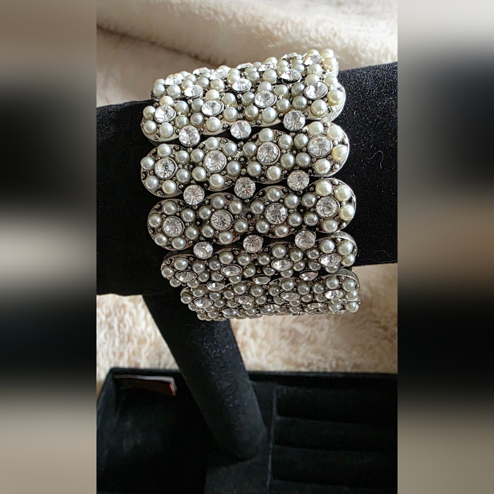 GLAM Pearl & Crystal Statement Cuff – Stunning Silver Bling